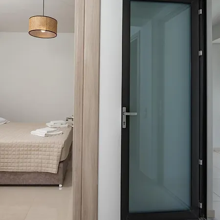 빌라 Zenith White Elegant 2