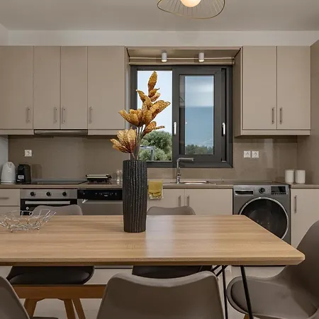 Villa Zenith White Elegant 2 *